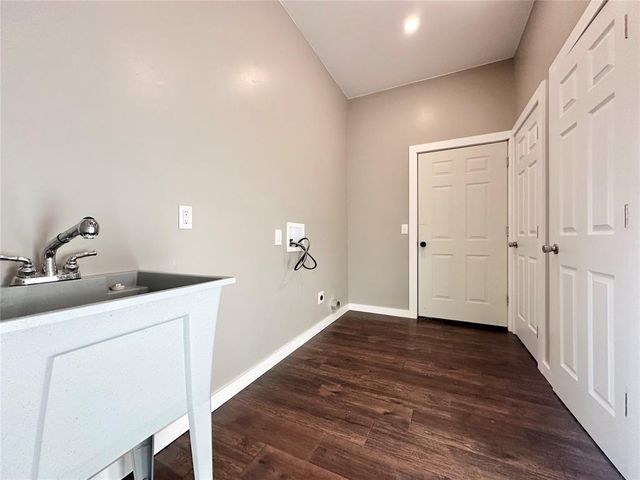 420 W Forest Boulevard, Mcloud, OK 74851