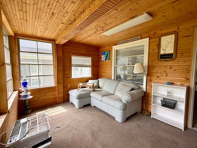 3216 Elnor Drive, Gladwin, MI 48624