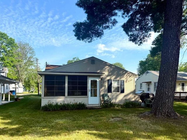 3216 Elnor Drive, Gladwin, MI 48624