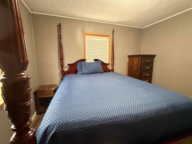 3216 Elnor Drive, Gladwin, MI 48624