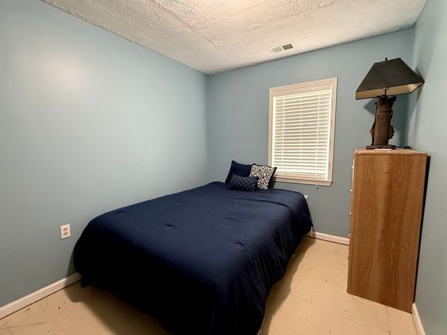 3216 Elnor Drive, Gladwin, MI 48624