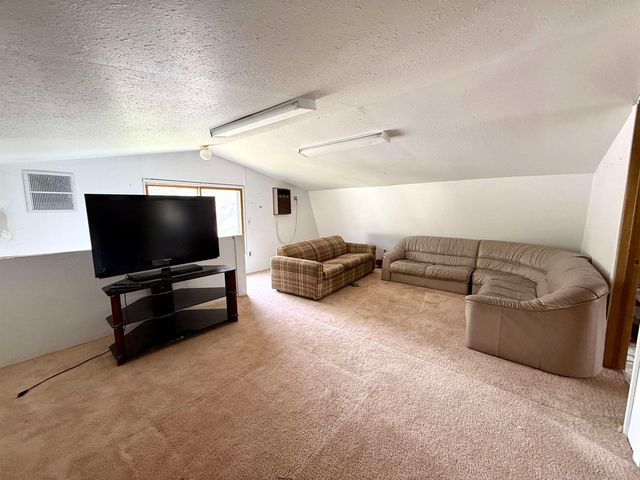 3216 Elnor Drive, Gladwin, MI 48624