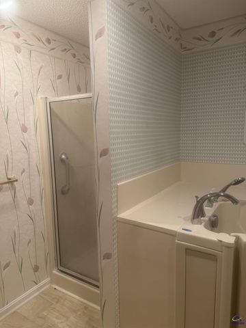 411 Wexford Circle, Bonaire, GA 31005