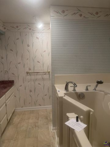 411 Wexford Circle, Bonaire, GA 31005