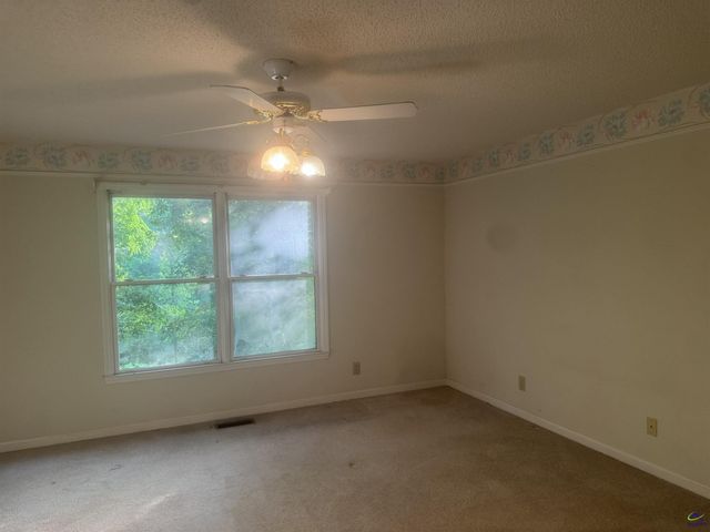 411 Wexford Circle, Bonaire, GA 31005