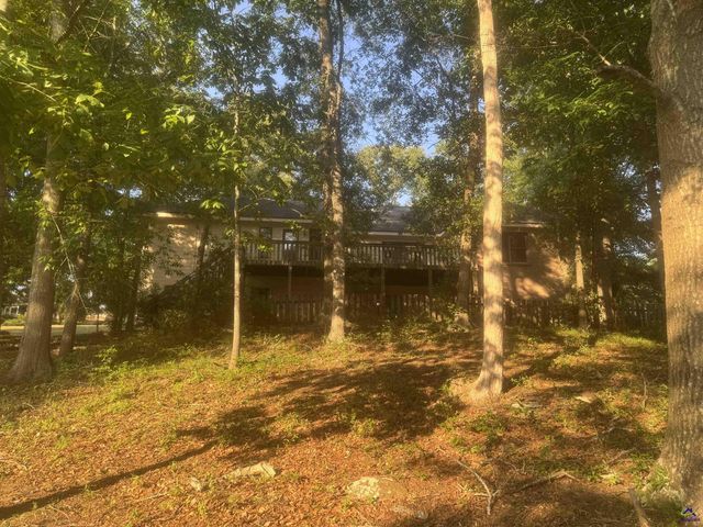 411 Wexford Circle, Bonaire, GA 31005