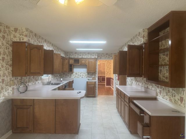411 Wexford Circle, Bonaire, GA 31005