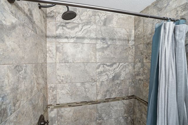 11 Royal Lake Dr 6, Braintree, MA 02184
