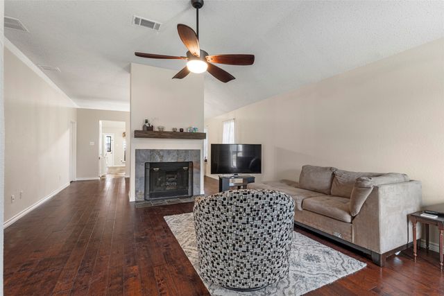 807 Squire Court, Allen, TX 75002