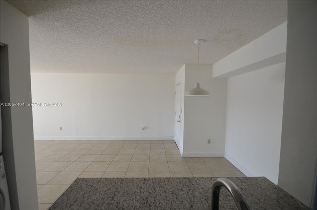 15201 SW 80th Street 207, Miami, FL 33193
