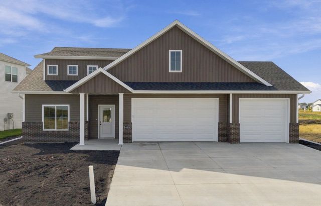 8439 61st Street S, Horace, ND 58047