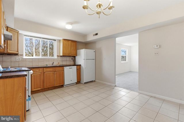 6-6A BUTTONWOOD, Voorhees, NJ 08043