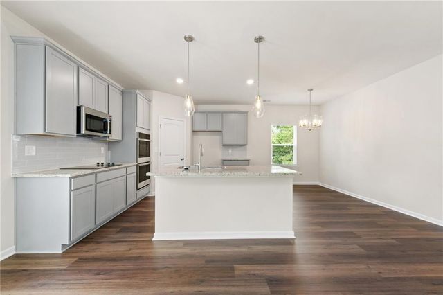 302 HUDSON Court, Jackson, GA 30233