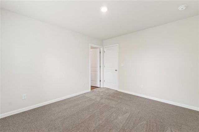 302 HUDSON Court, Jackson, GA 30233