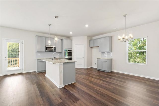 302 HUDSON Court, Jackson, GA 30233
