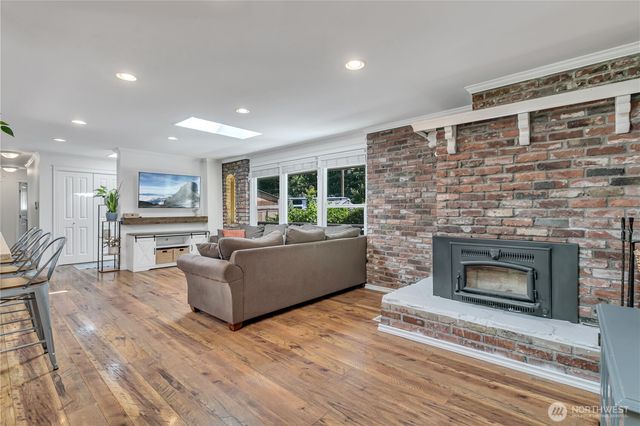 16831 186th Avenue SE, Renton, WA 98058