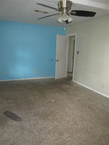214 S Youree Street, Bossier City, LA 71111