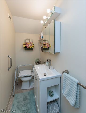 1421 Driftwood Lane, Macedonia, OH 44056