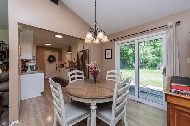 1421 Driftwood Lane, Macedonia, OH 44056