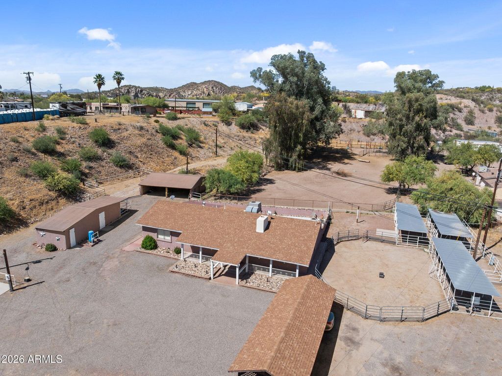 Image 1 of property listing at 51263 US HIGHWAY 60 89 --, Wickenburg, AZ 85390
