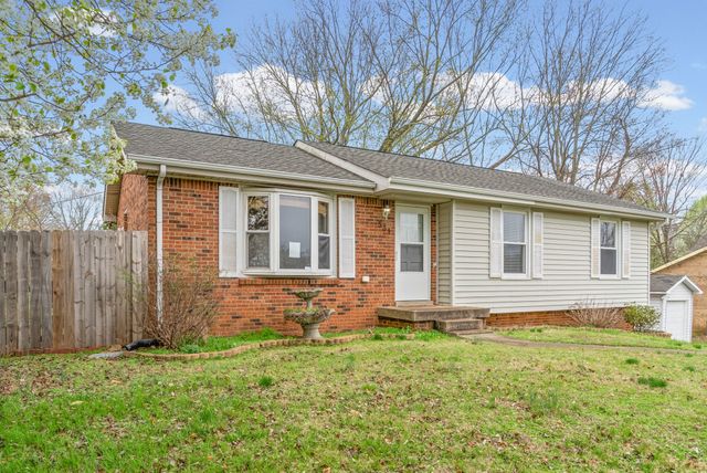 531 Morrison Dr, Clarksville, TN 37042