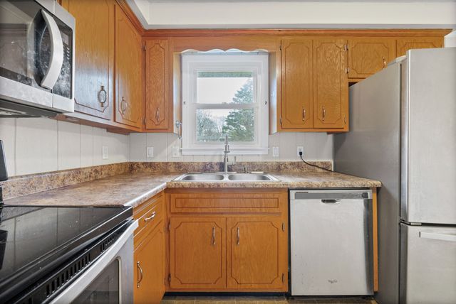 531 Morrison Dr, Clarksville, TN 37042