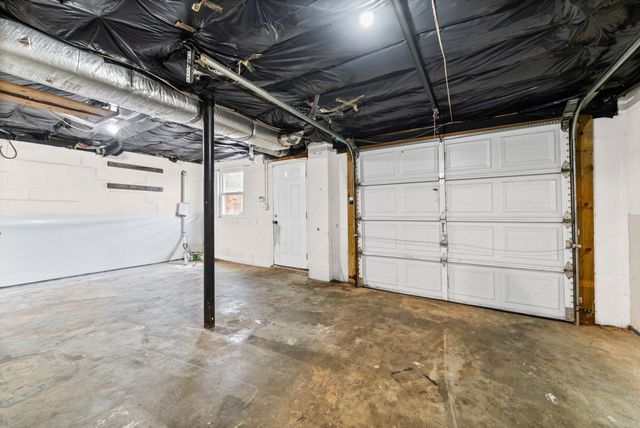 531 Morrison Dr, Clarksville, TN 37042