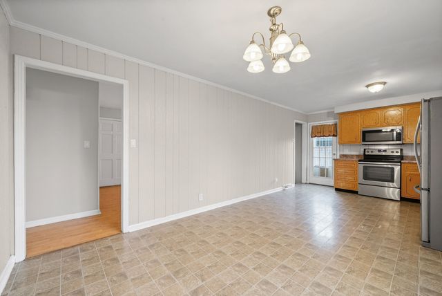 531 Morrison Dr, Clarksville, TN 37042