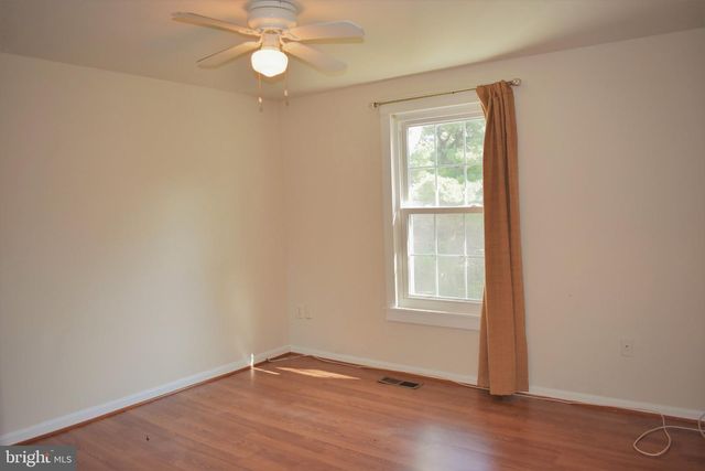 17603 LONGVIEW LN, Olney, MD 20832