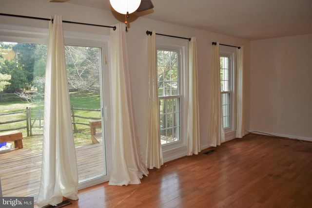 17603 LONGVIEW LN, Olney, MD 20832