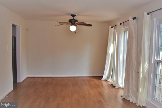 17603 LONGVIEW LN, Olney, MD 20832