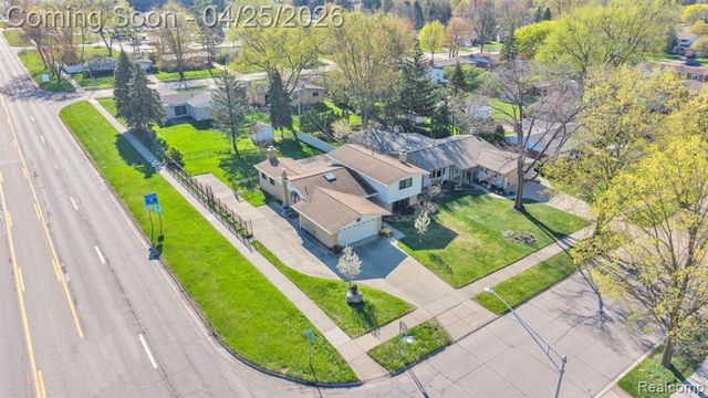 9498 Bassett Street, Livonia, MI 48150