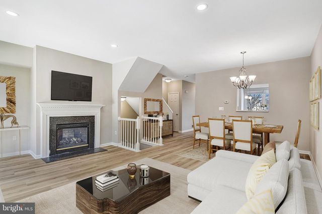 7572 HELMSDALE PL, Manassas, VA 20109