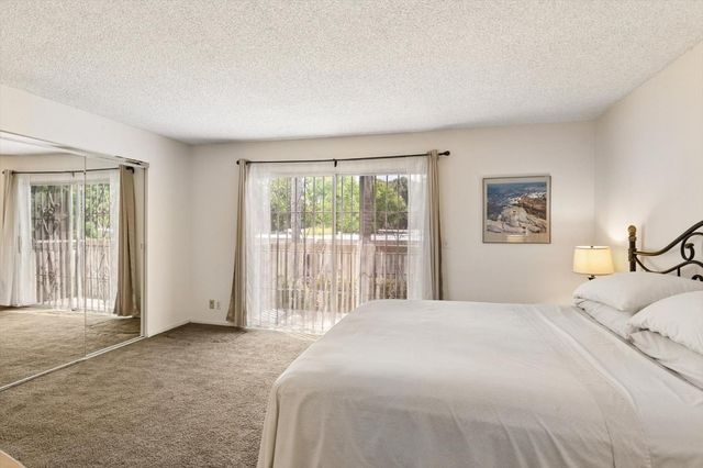 103 Missiion, East Palo Alto, CA 94303