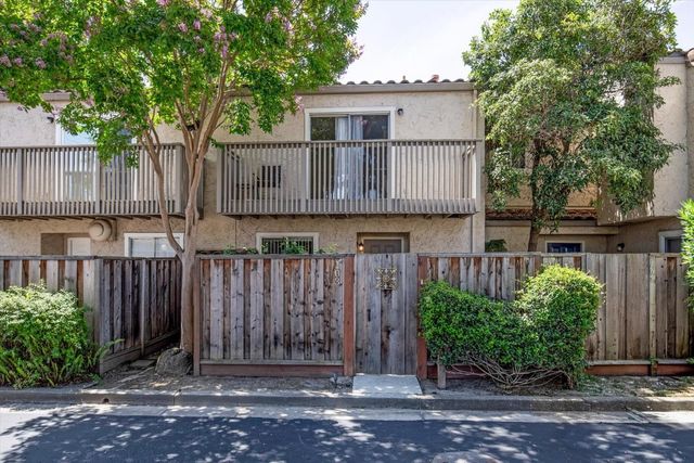 103 Missiion, East Palo Alto, CA 94303