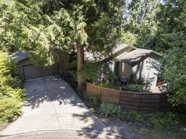 1249 LARCH St, Lake Oswego, OR 97034