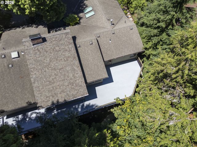 1249 LARCH St, Lake Oswego, OR 97034