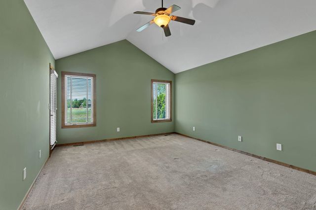 3045 Willow Crk, Rose Hill, KS 67133