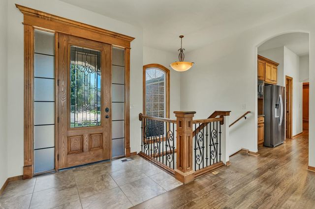 3045 Willow Crk, Rose Hill, KS 67133