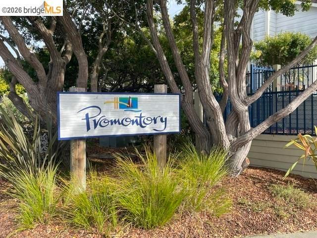 25 Farallon Ct, Richmond, CA 94804