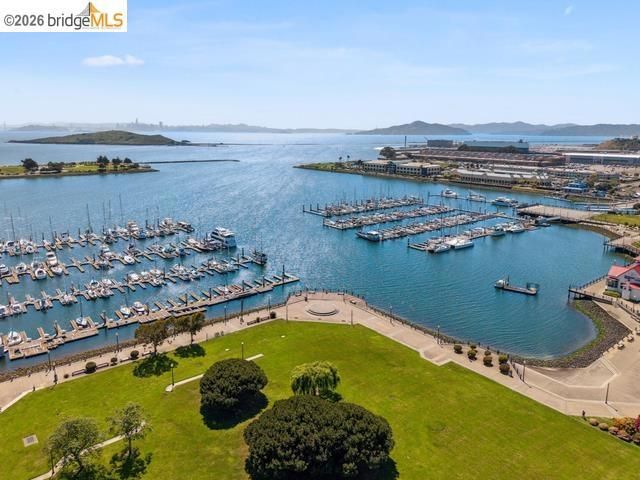 25 Farallon Ct, Richmond, CA 94804