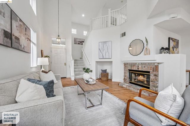 25 Farallon Ct, Richmond, CA 94804