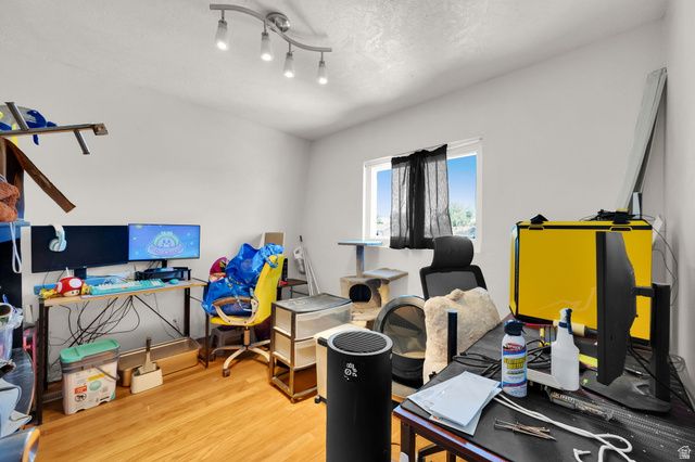 5289 S LEPRECHAUN LN, Salt Lake City, UT 84118