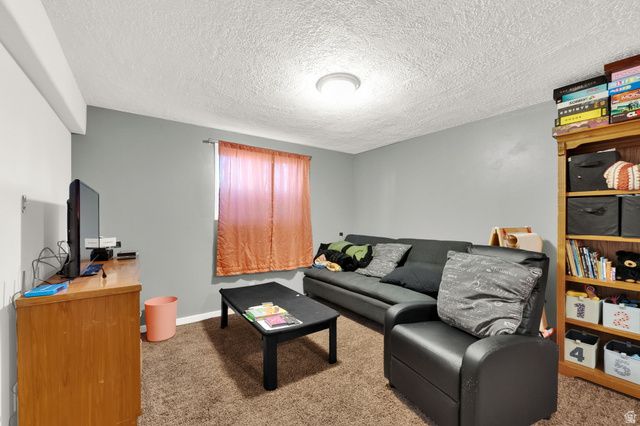 5289 S LEPRECHAUN LN, Salt Lake City, UT 84118