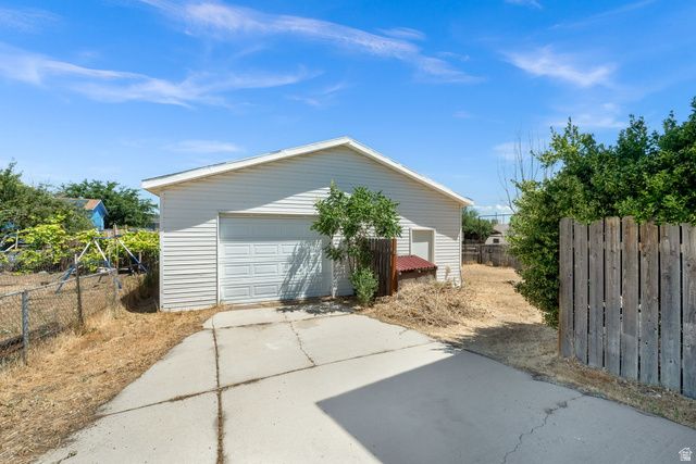 5289 S LEPRECHAUN LN, Salt Lake City, UT 84118