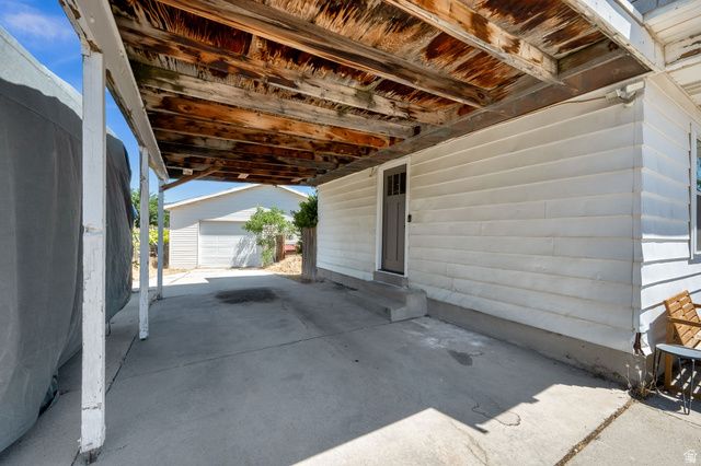 5289 S LEPRECHAUN LN, Salt Lake City, UT 84118