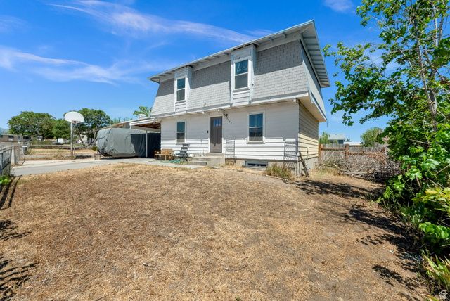 5289 S LEPRECHAUN LN, Salt Lake City, UT 84118