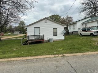 1107 Winnie Street, Poplar Bluff, MO 63901