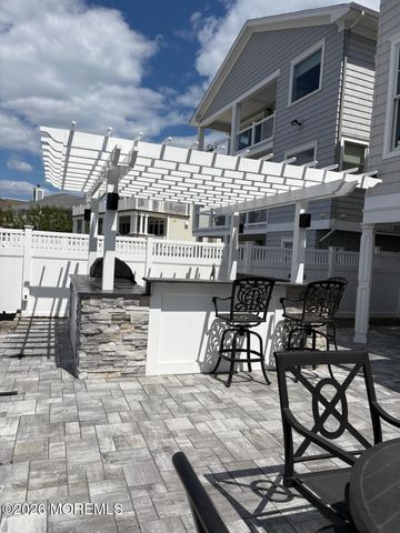 79 Pershing Boulevard, Lavallette, NJ 08735