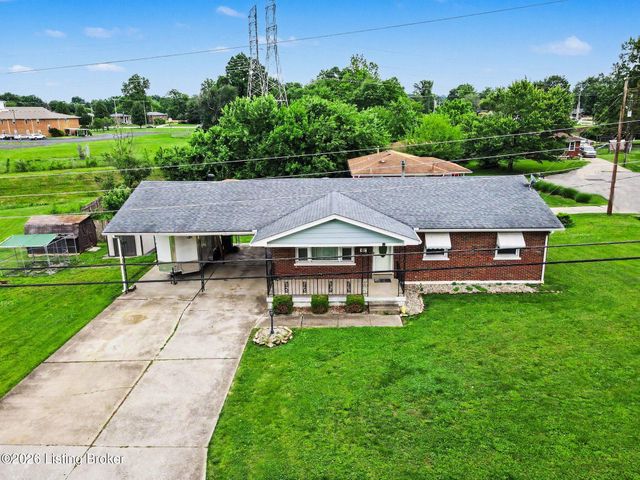 4631 Idle Hour Dr, Louisville, KY 40216